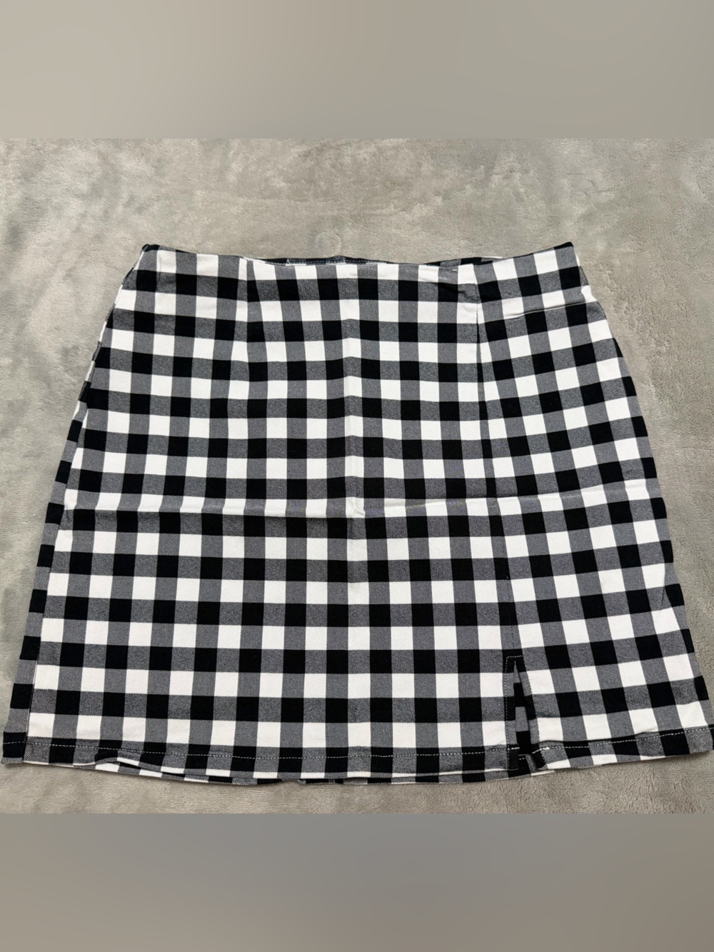 Forever 21 Black and White Gingham Mini Skirt